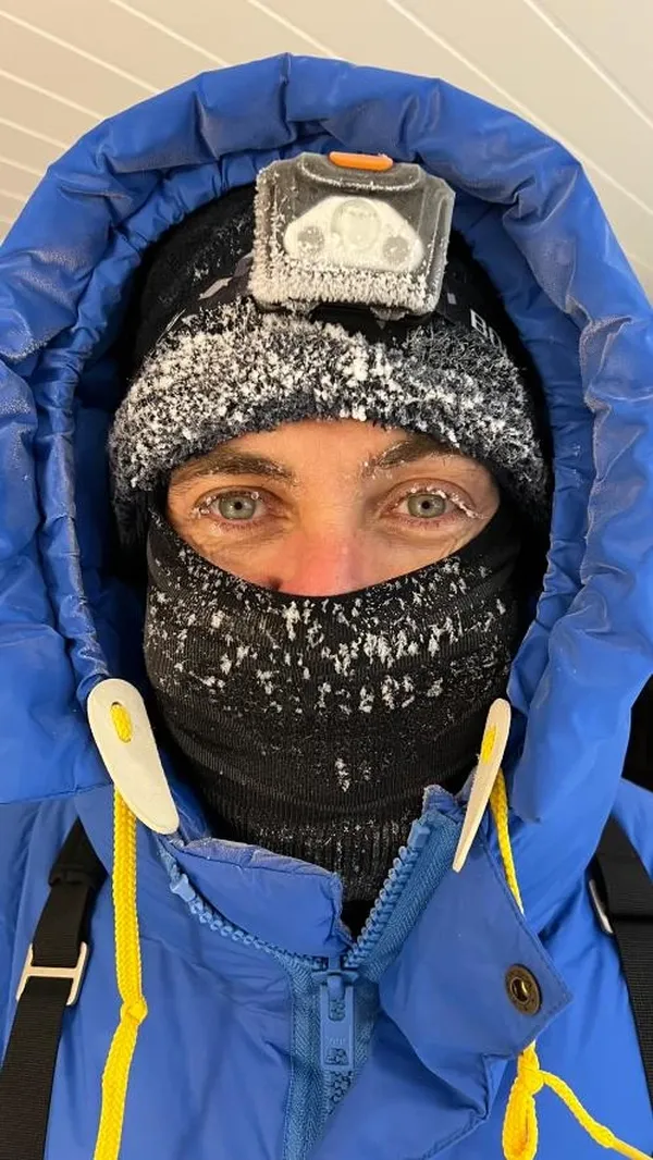 Alex Correia frozen in Lapland