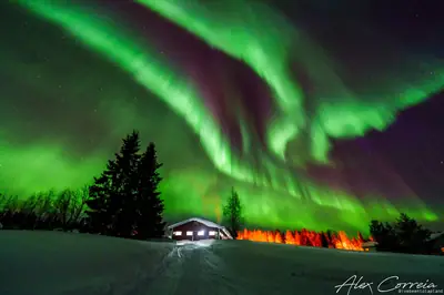 Aurora sobre vila lapã